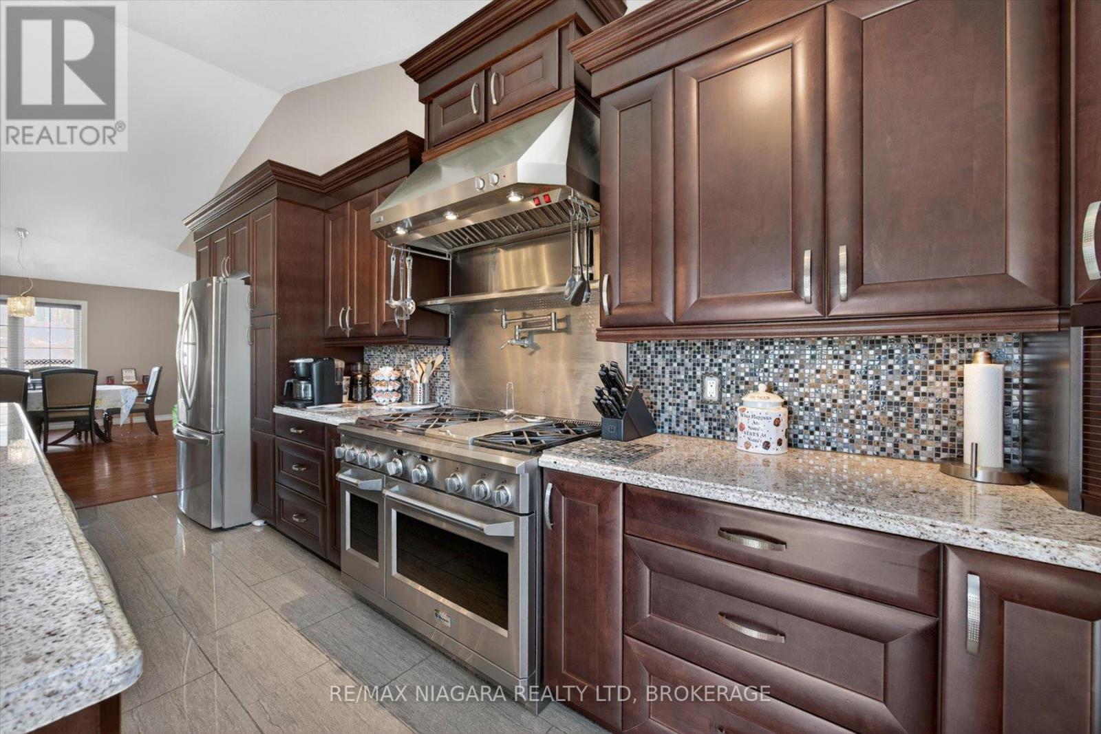 4457 Kathleen Crescent, Niagara Falls, Ontario  L2H 3H8 - Photo 18 - X13223148