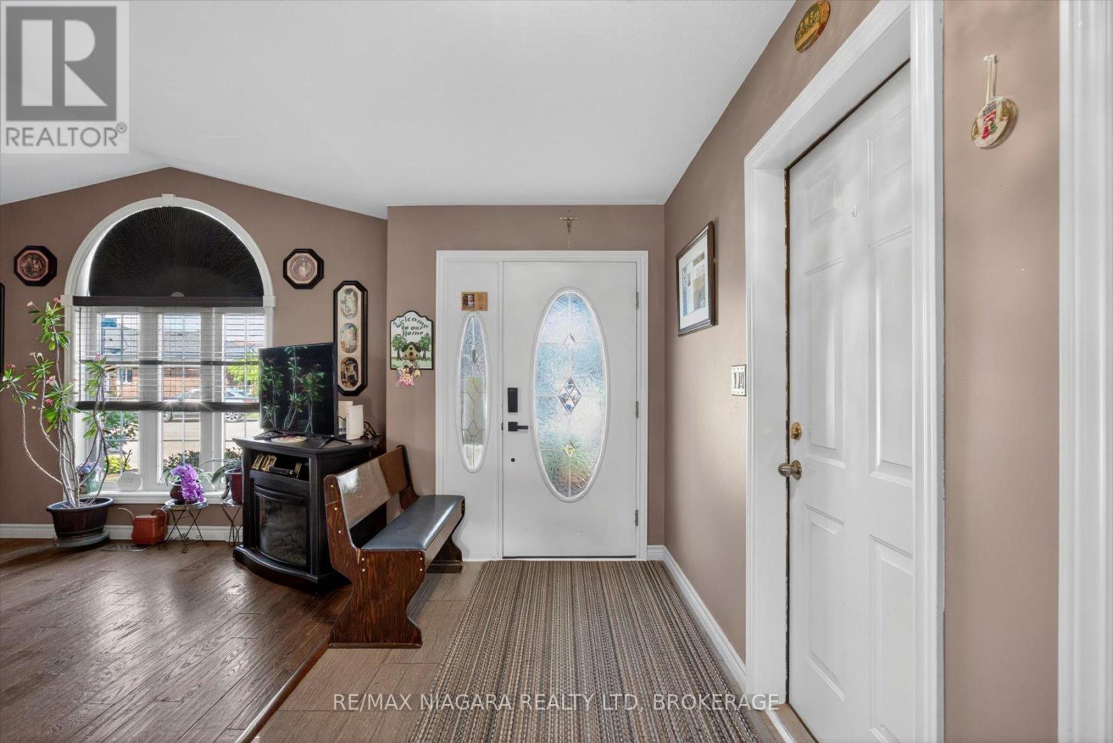 4457 Kathleen Crescent, Niagara Falls, Ontario  L2H 3H8 - Photo 6 - X13223148
