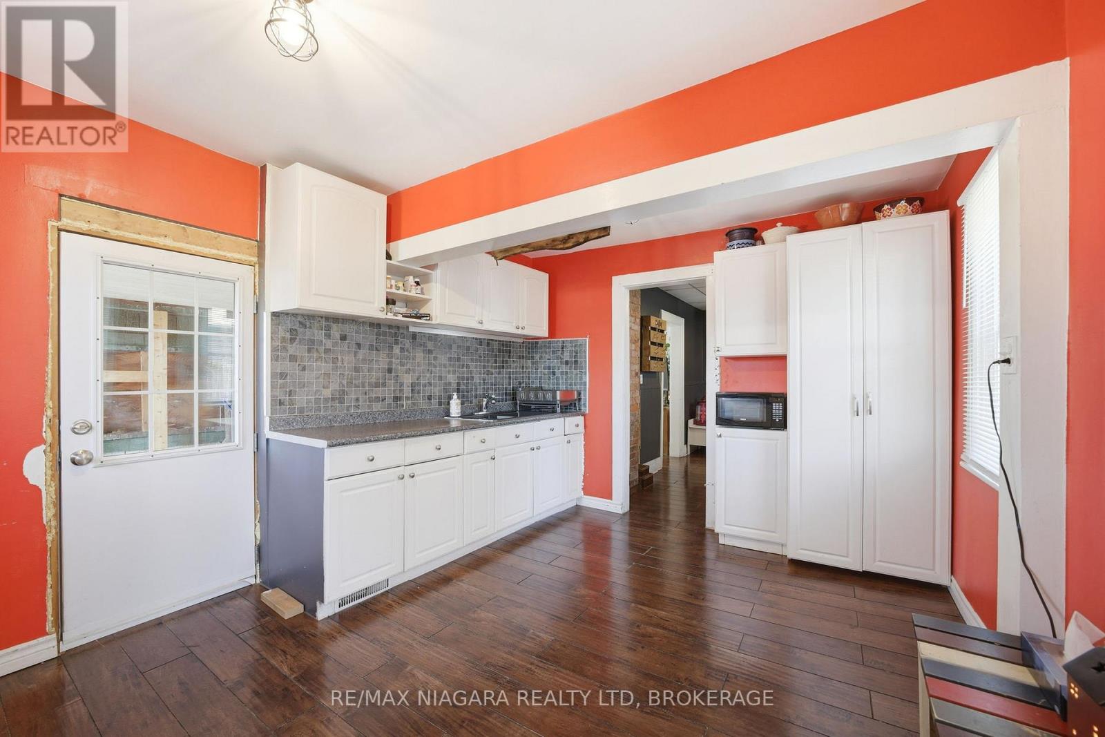 4919 Huron Street, Niagara Falls, Ontario  L2E 2J4 - Photo 12 - X13223344