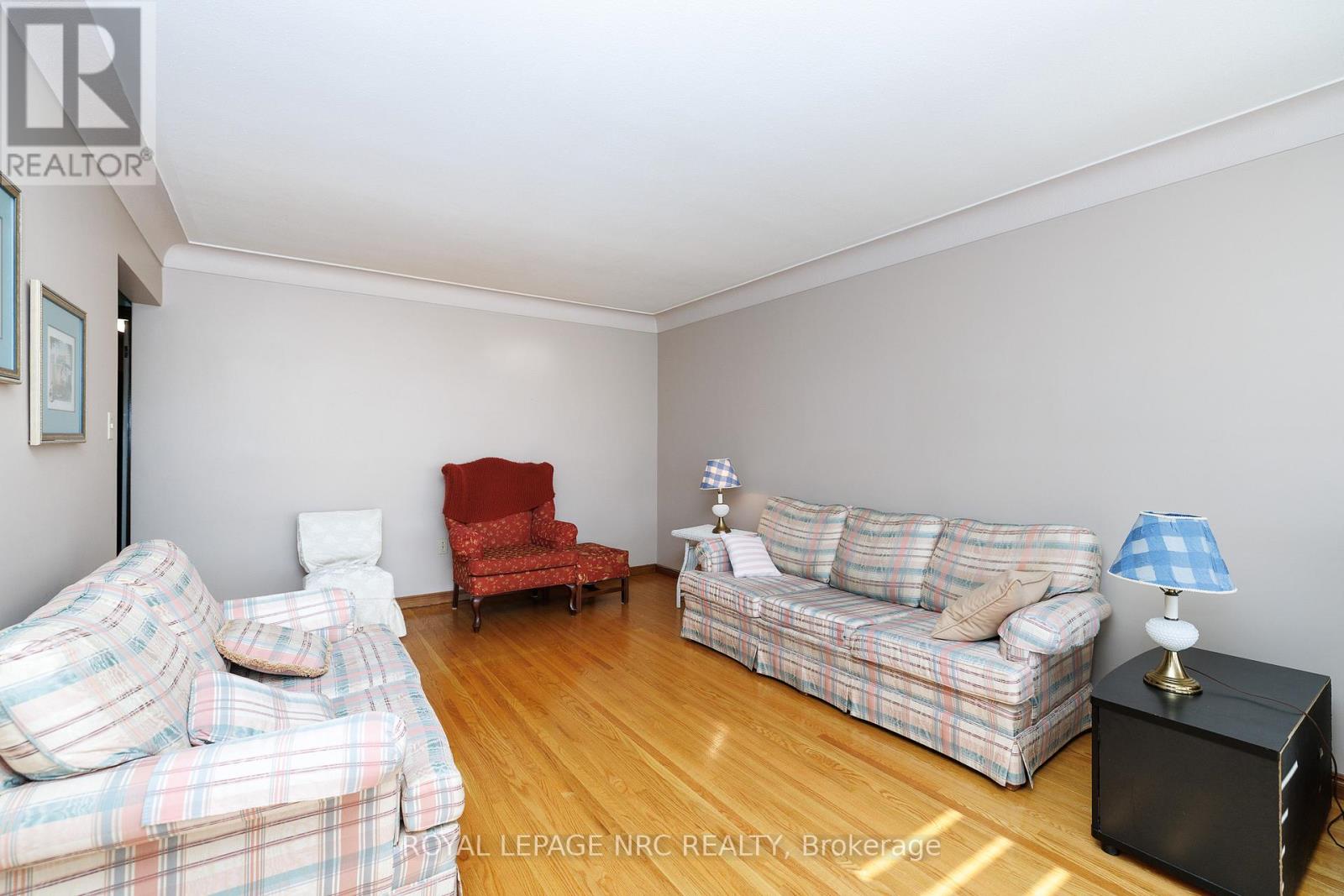 38 Rivercrest Road, Hamilton, Ontario  L8E 1M9 - Photo 4 - X13225046