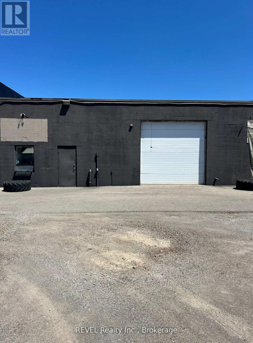 3 - 106 Ormond Street S, Thorold, Ontario  L2V 1Y3 - Photo 3 - X13225094