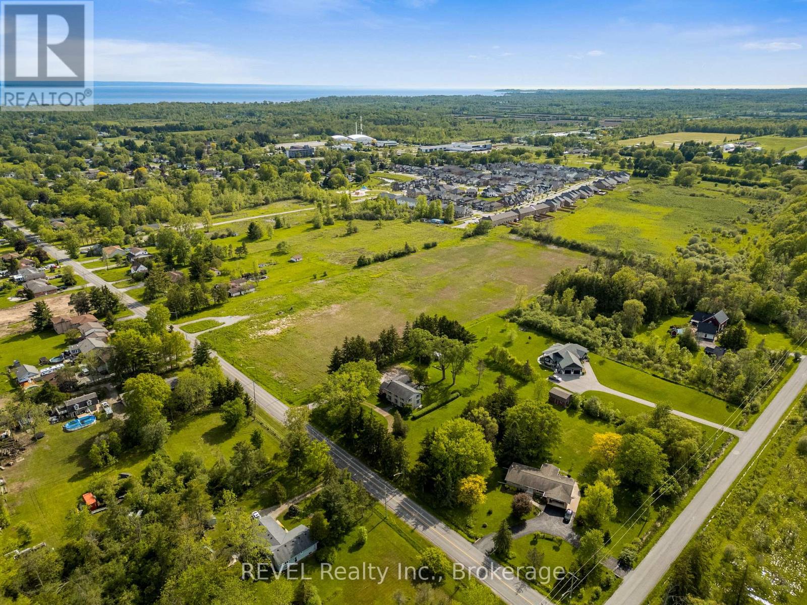 1257 Pettit Road W, Fort Erie, Ontario  L2A 5A4 - Photo 6 - X13228984