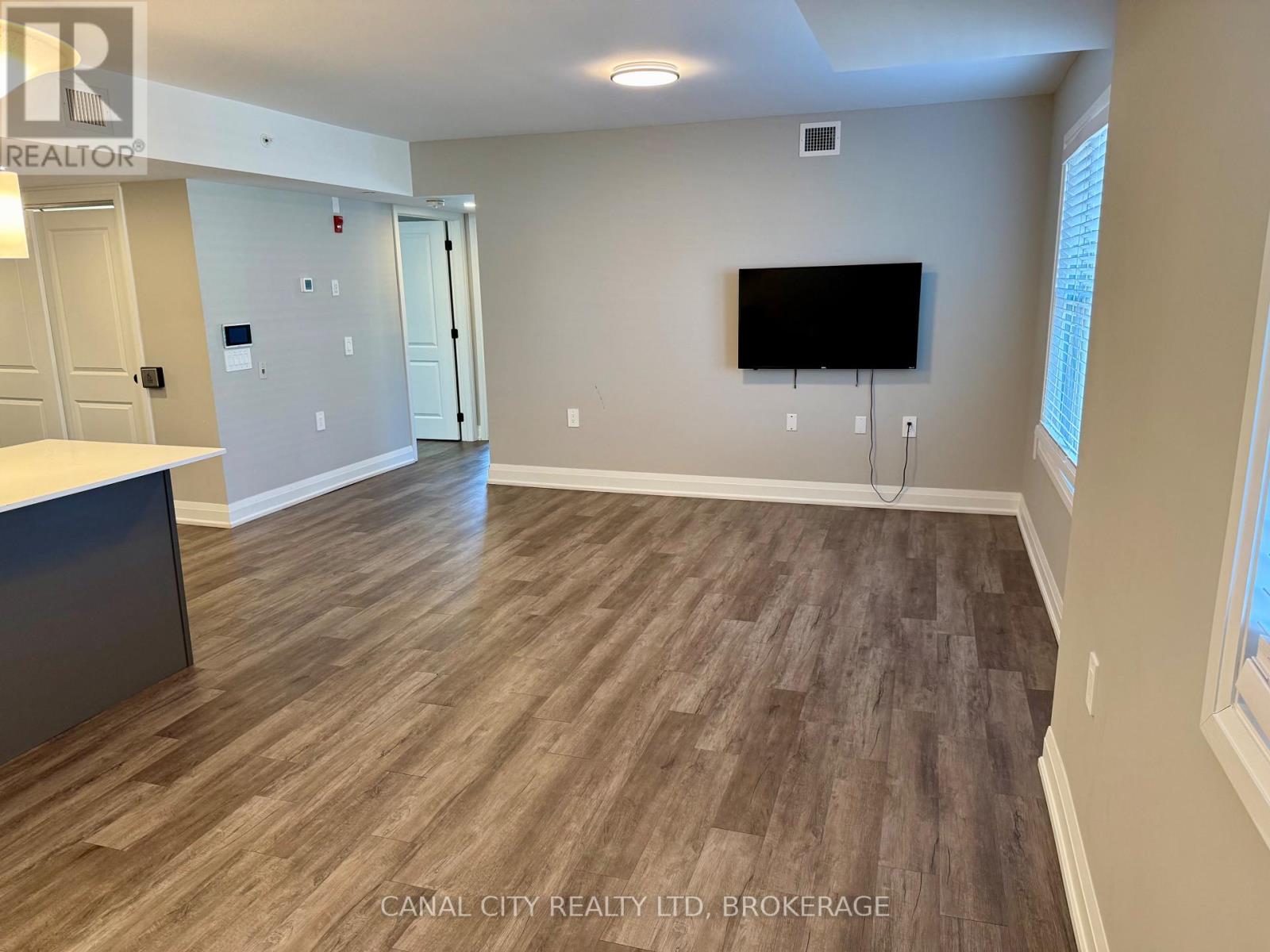 4 - 6 Ann Street, Thorold, Ontario  L2V 2J3 - Photo 6 - X13232124