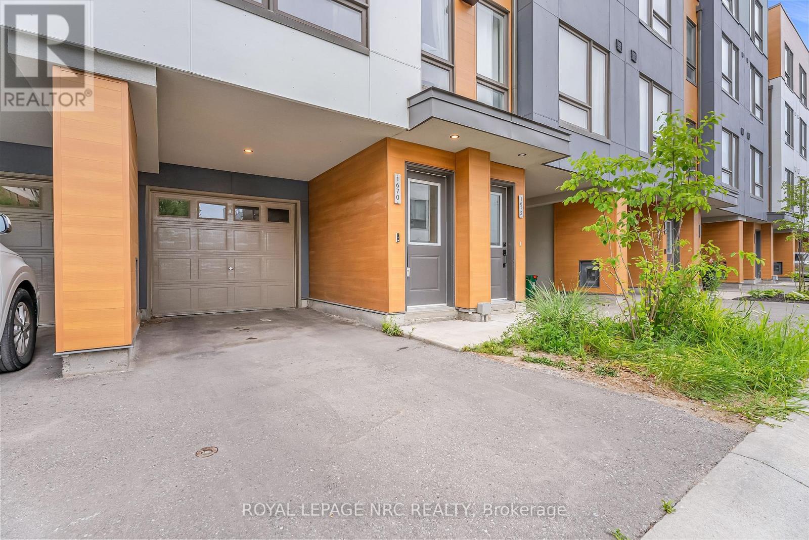 1670 Pleasure Valley Path, Oshawa, Ontario  L1G 0E3 - Photo 4 - E13232714