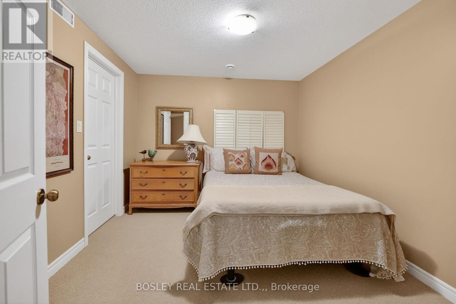 Unit 12 - 7 Gibson Place, St. Catharines, Ontario  L2R 0A3 - Photo 18 - X13235088