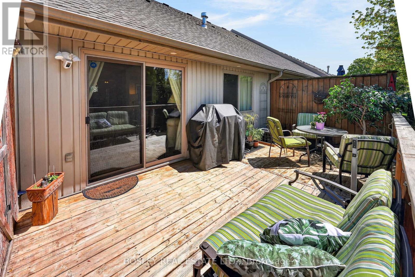 Unit 12 - 7 Gibson Place, St. Catharines, Ontario  L2R 0A3 - Photo 20 - X13235088