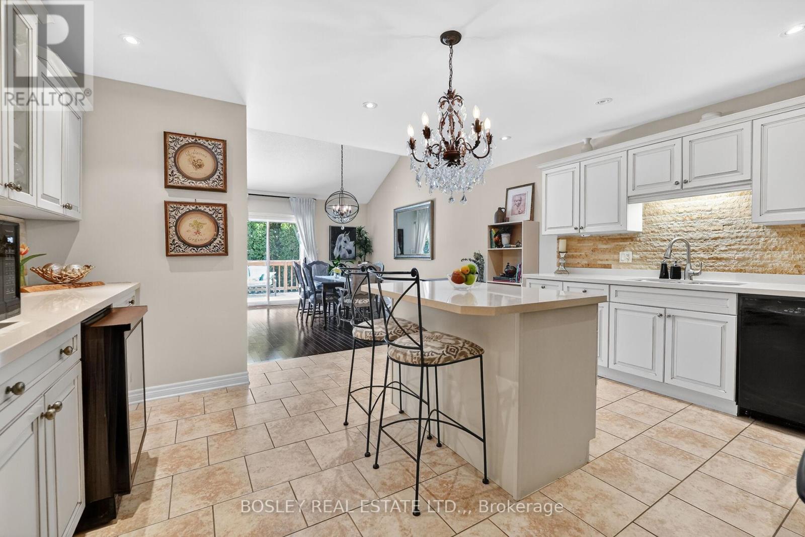Unit 12 - 7 Gibson Place, St. Catharines, Ontario  L2R 0A3 - Photo 4 - X13235088