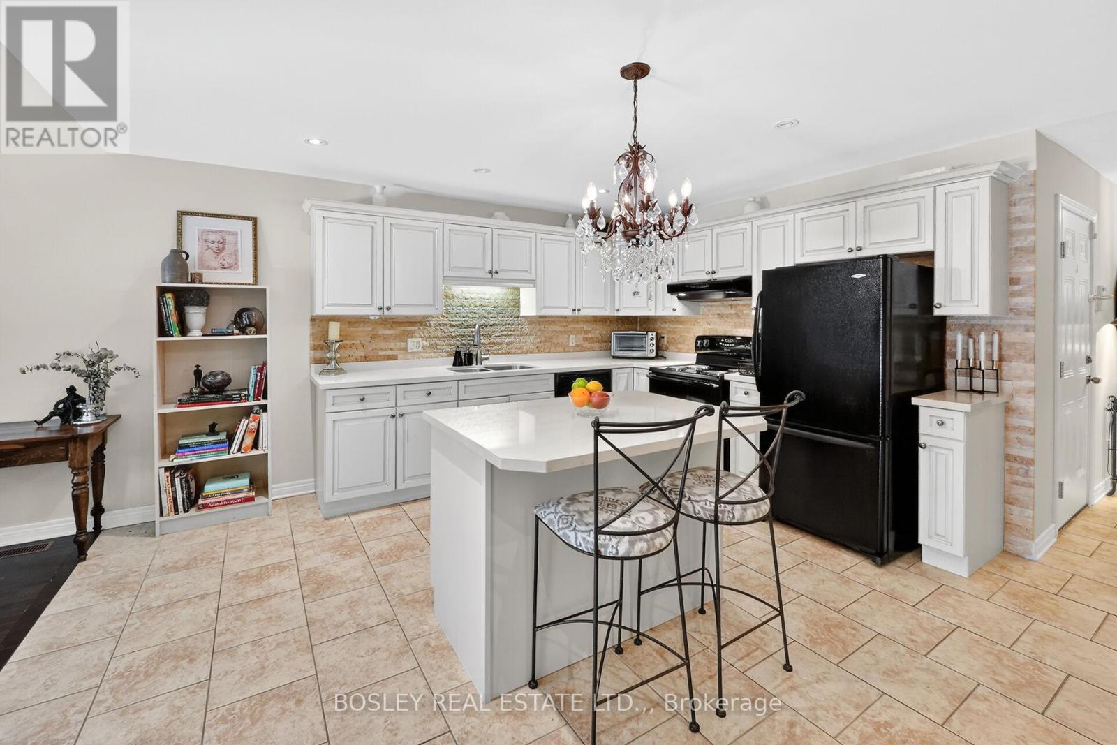 Unit 12 - 7 Gibson Place, St. Catharines, Ontario  L2R 0A3 - Photo 6 - X13235088