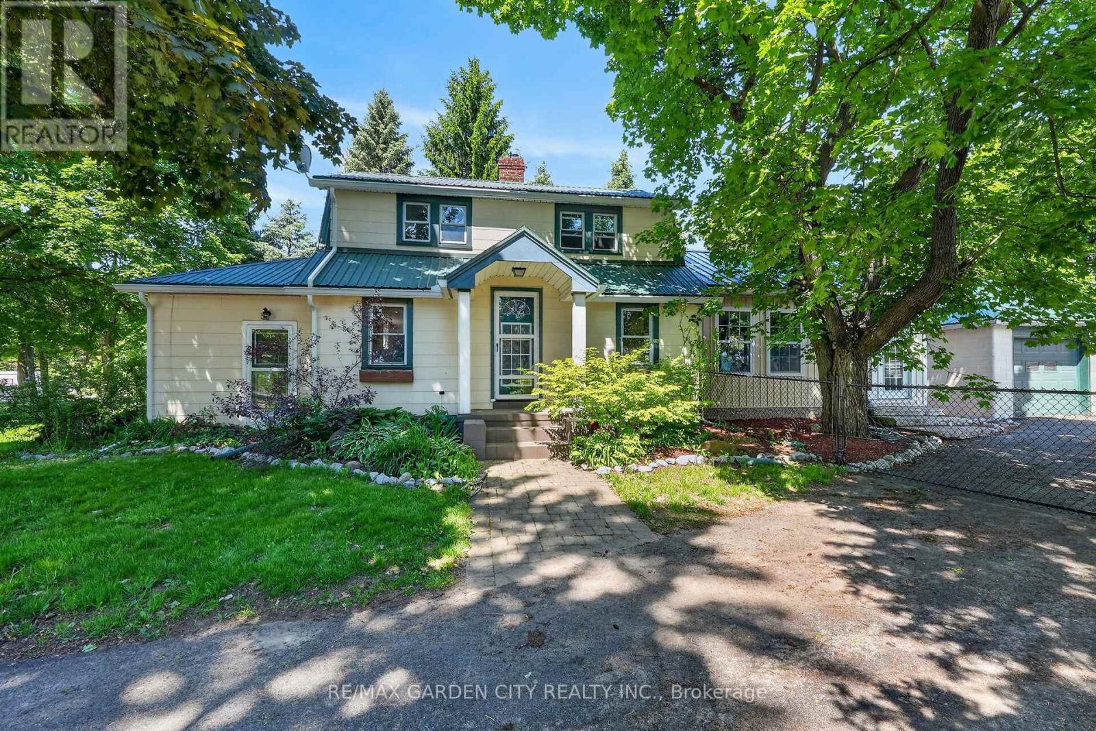 323 Regional 20 Road, Pelham, Ontario  L0S 1C0 - Photo 3 - X13235744