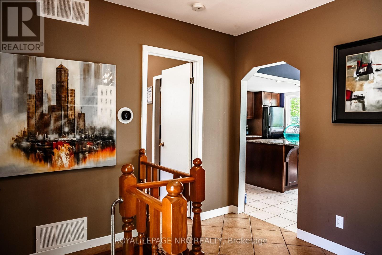 10245 Camelot Drive, Wainfleet, Ontario  L3K 5V4 - Photo 4 - X13238058
