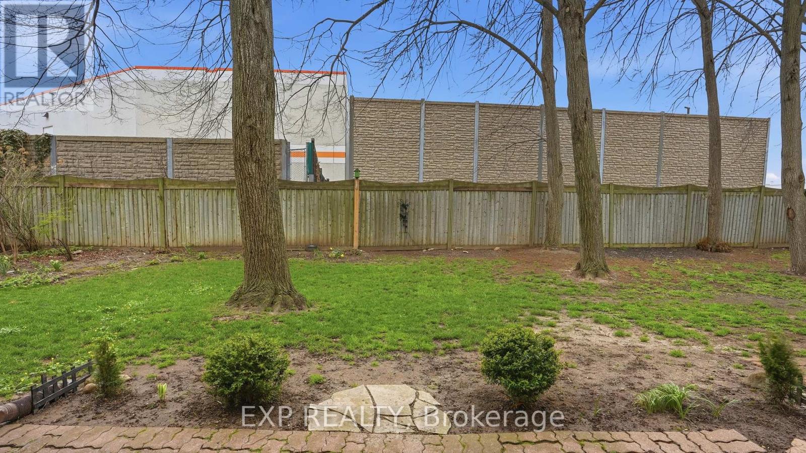 14 - 178 Scott Street, St. Catharines, Ontario  L2N 6Y5 - Photo 34 - X13238554