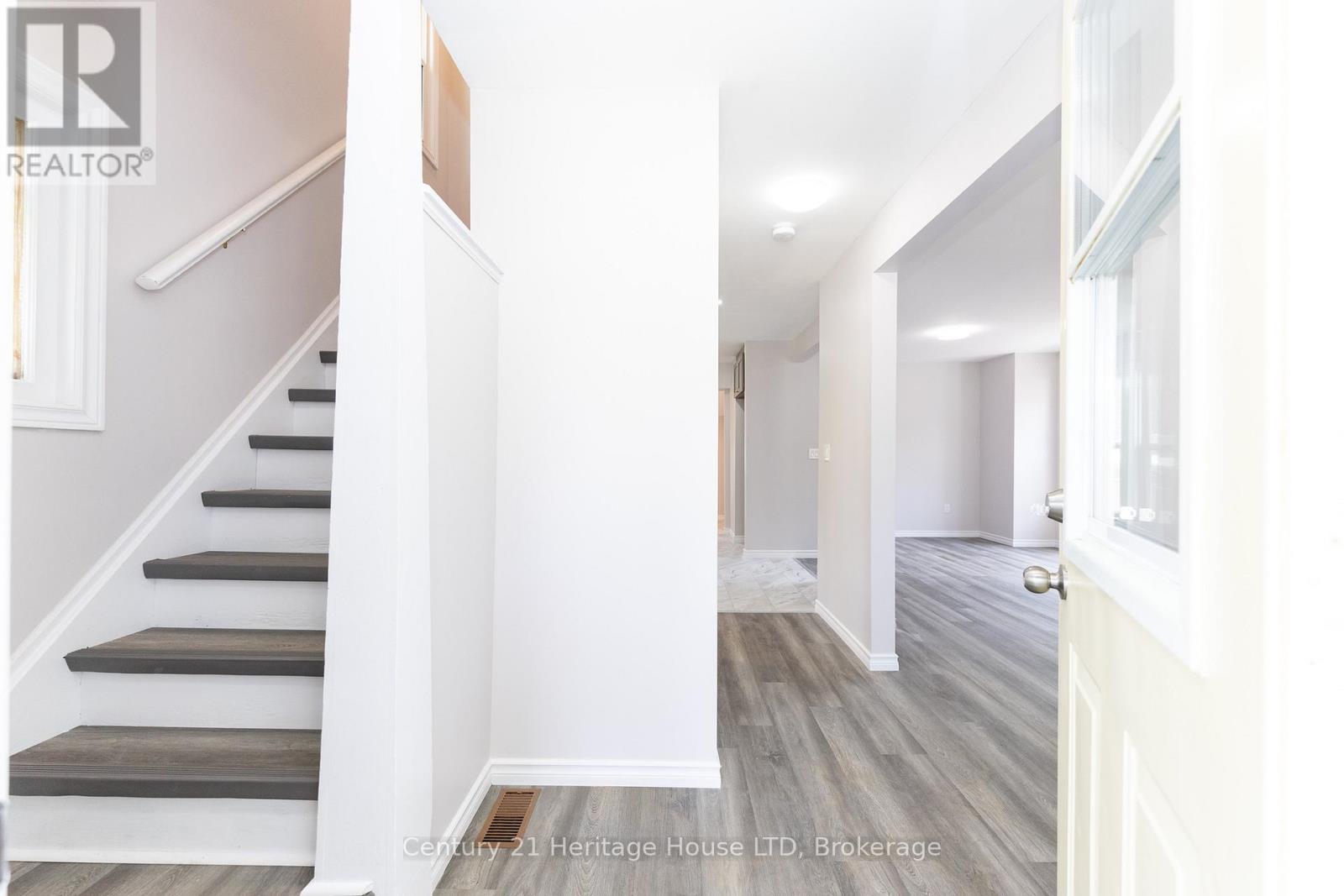 218 Henrietta Street, Fort Erie, Ontario  L2A 2K5 - Photo 12 - X13239022