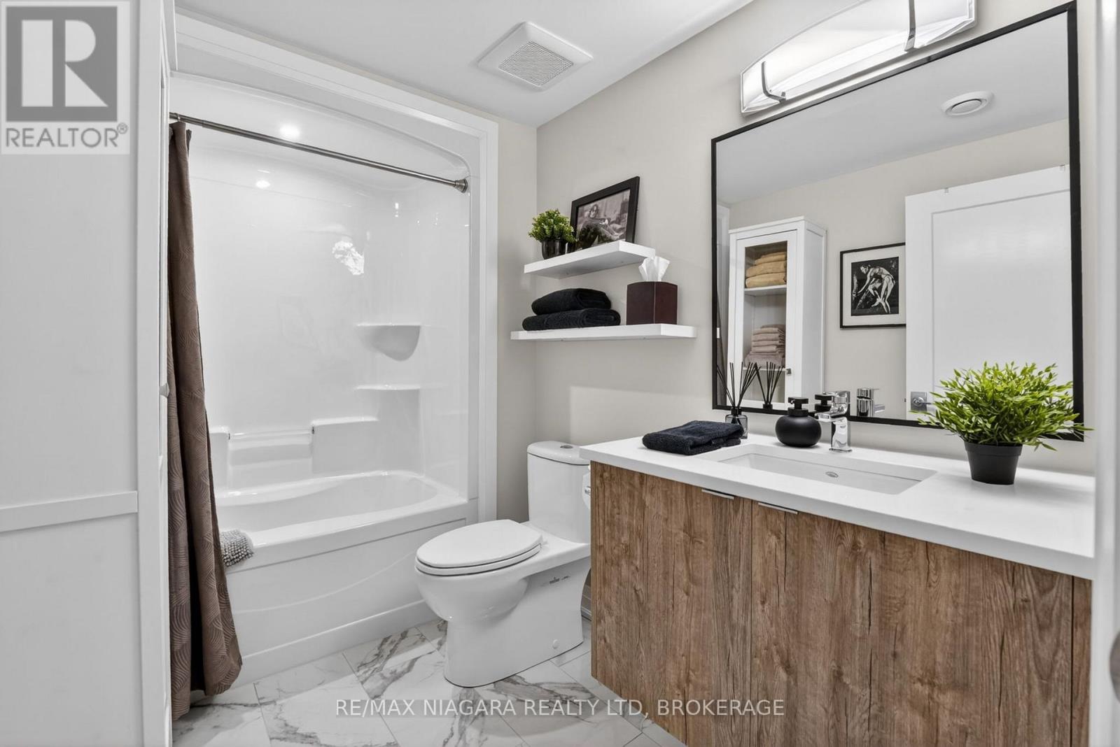 6 Mills Lane, Niagara-On-The-Lake, Ontario  L0S 1J0 - Photo 37 - X13240062