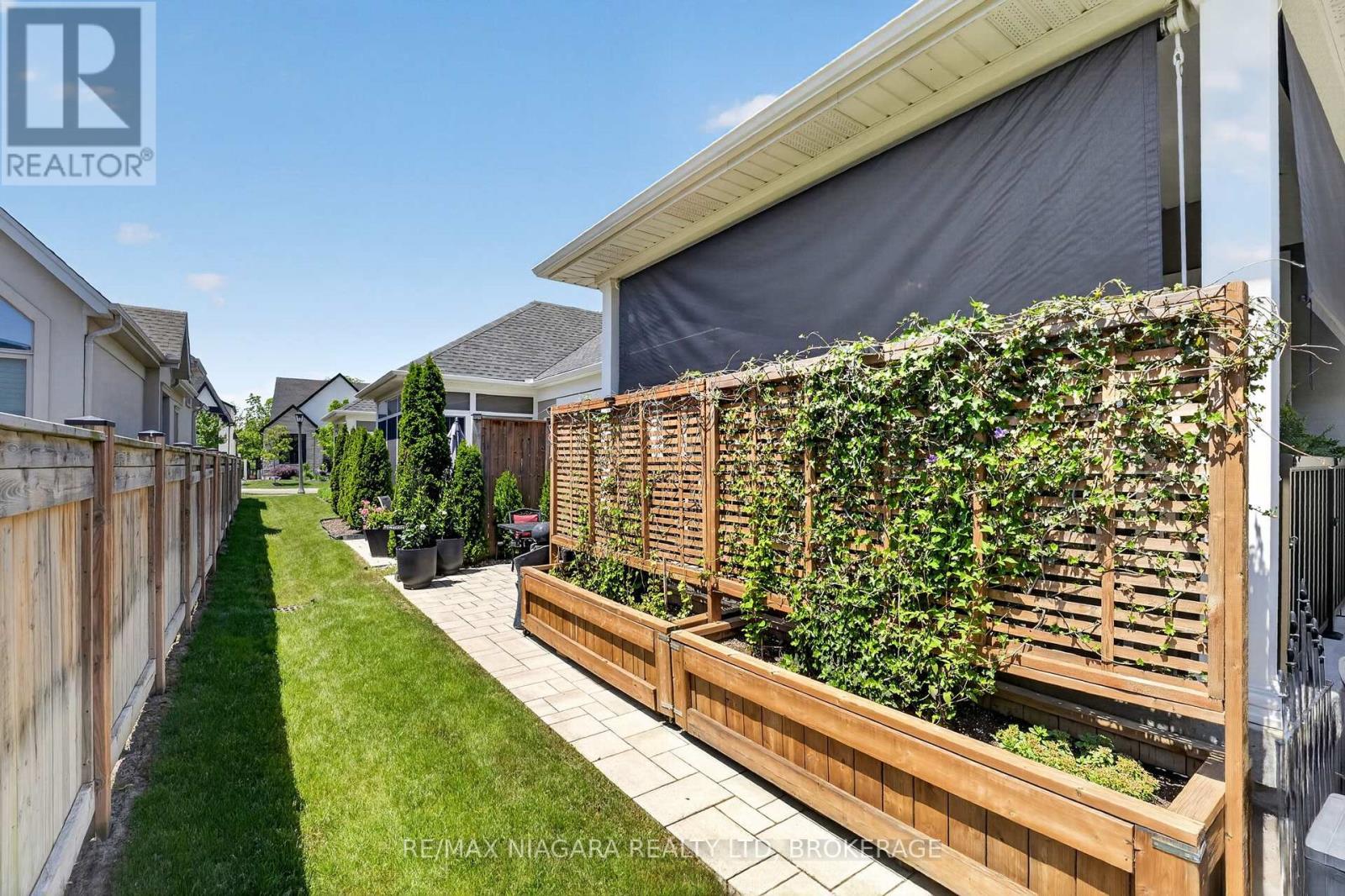6 Mills Lane, Niagara-On-The-Lake, Ontario  L0S 1J0 - Photo 45 - X13240062