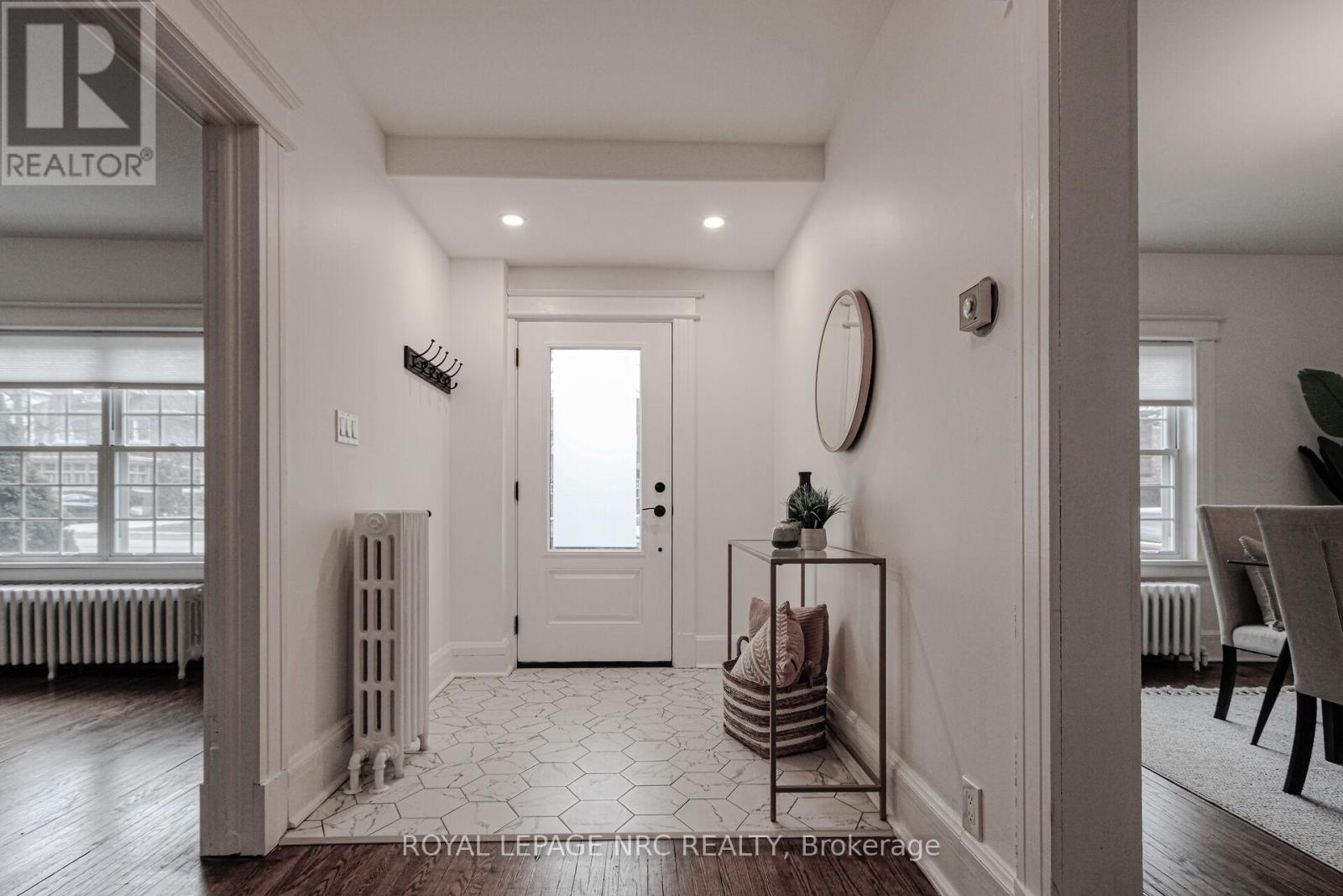 15 South Drive, St. Catharines, Ontario  L2R 4T9 - Photo 6 - X13240720