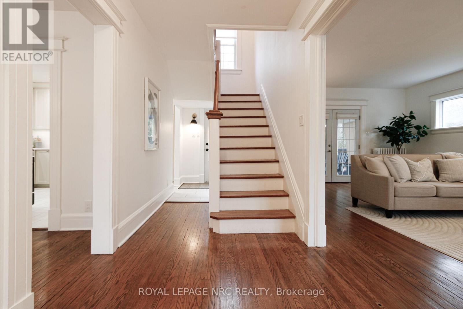 15 South Drive, St. Catharines, Ontario  L2R 4T9 - Photo 7 - X13240720