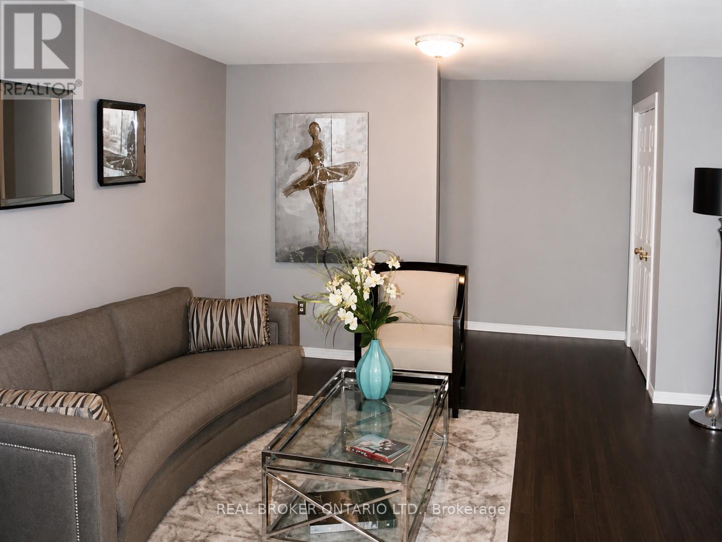 21 Saddler Street, Pelham, Ontario  L0S 1E4 - Photo 3 - X13240796