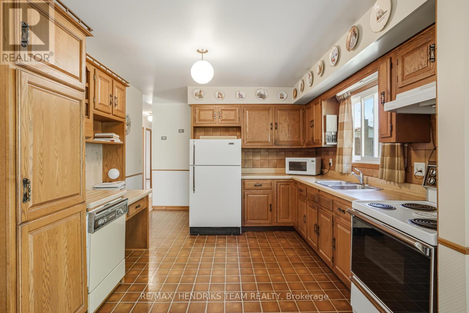 42014 Hwy 3, Wainfleet, Ontario  L0S 1V0 - Photo 10 - X13240802