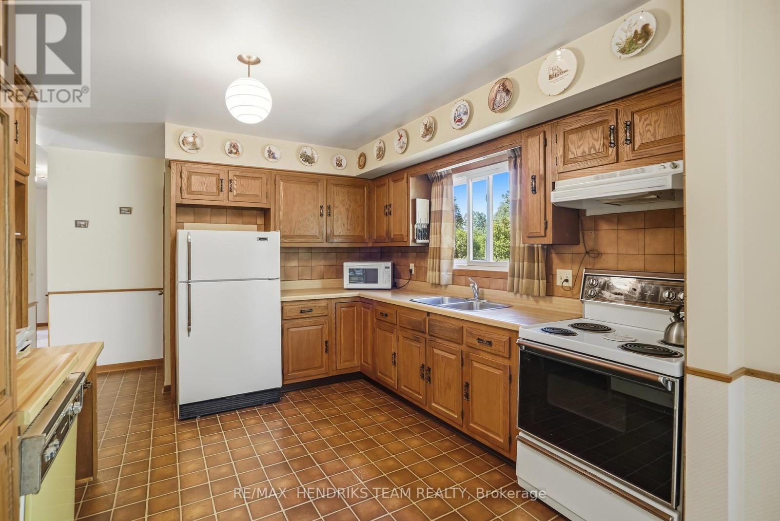 42014 Hwy 3, Wainfleet, Ontario  L0S 1V0 - Photo 11 - X13240802