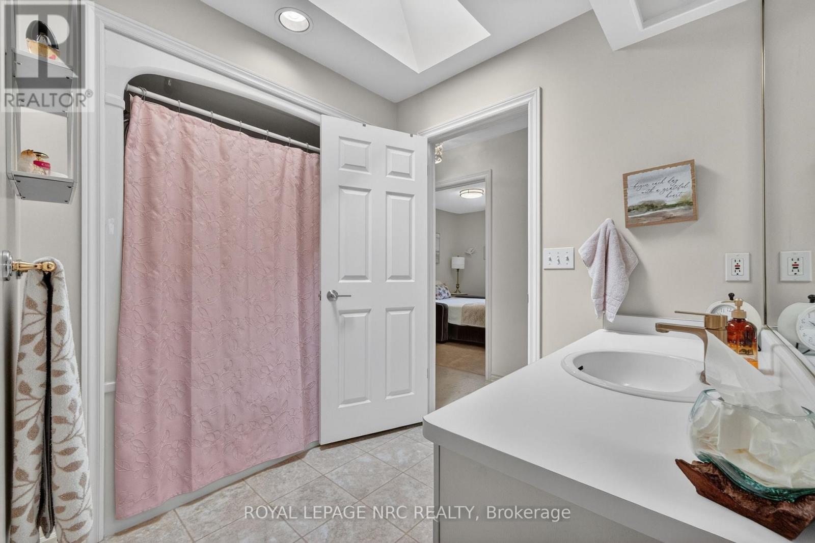 247 Northwood Drive, Welland, Ontario  L3C 6V1 - Photo 15 - X13243612