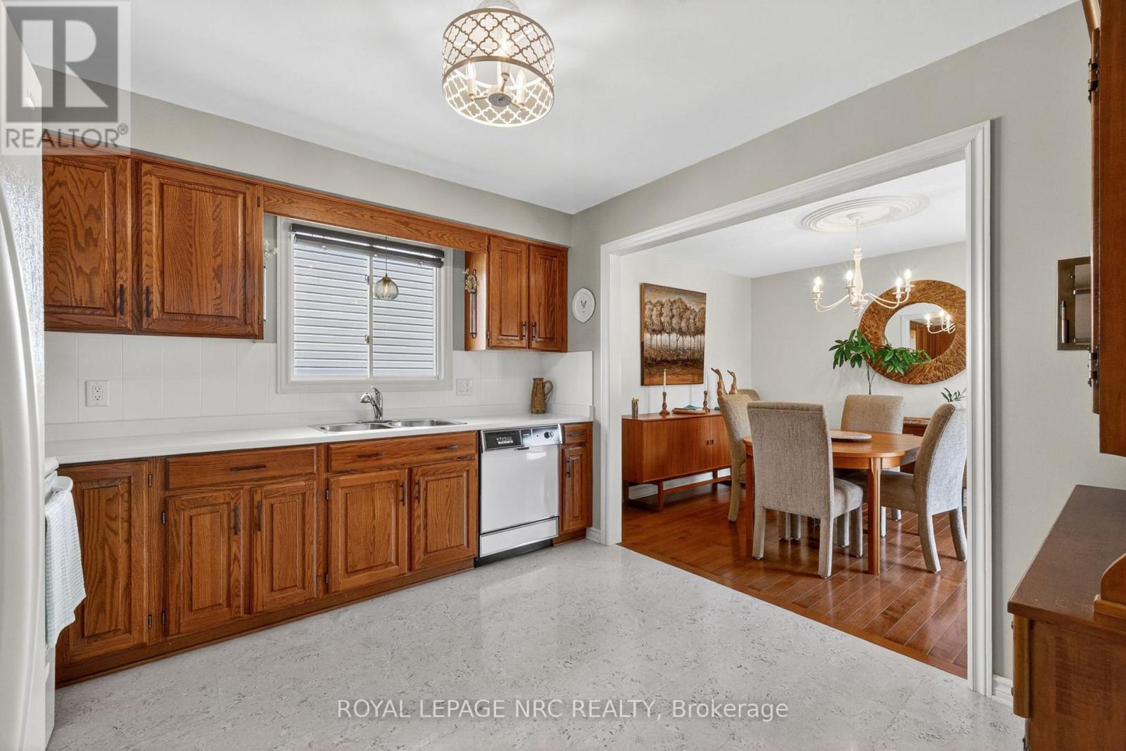 247 Northwood Drive, Welland, Ontario  L3C 6V1 - Photo 7 - X13243612