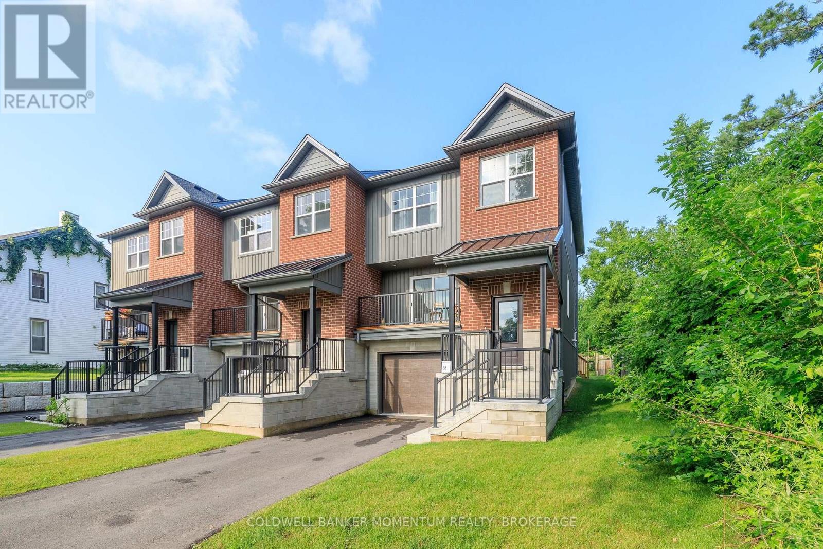 B - 153 B Moffatt Street, St. Catharines, Ontario  L2P 2L7 - Photo 3 - X13246230