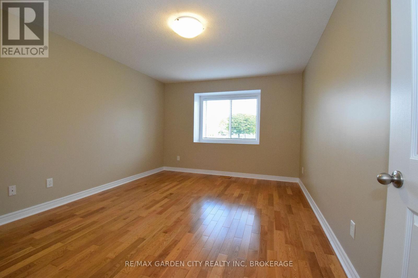 11 - 162 First Street, Welland, Ontario  L3B 4S2 - Photo 15 - X13246584