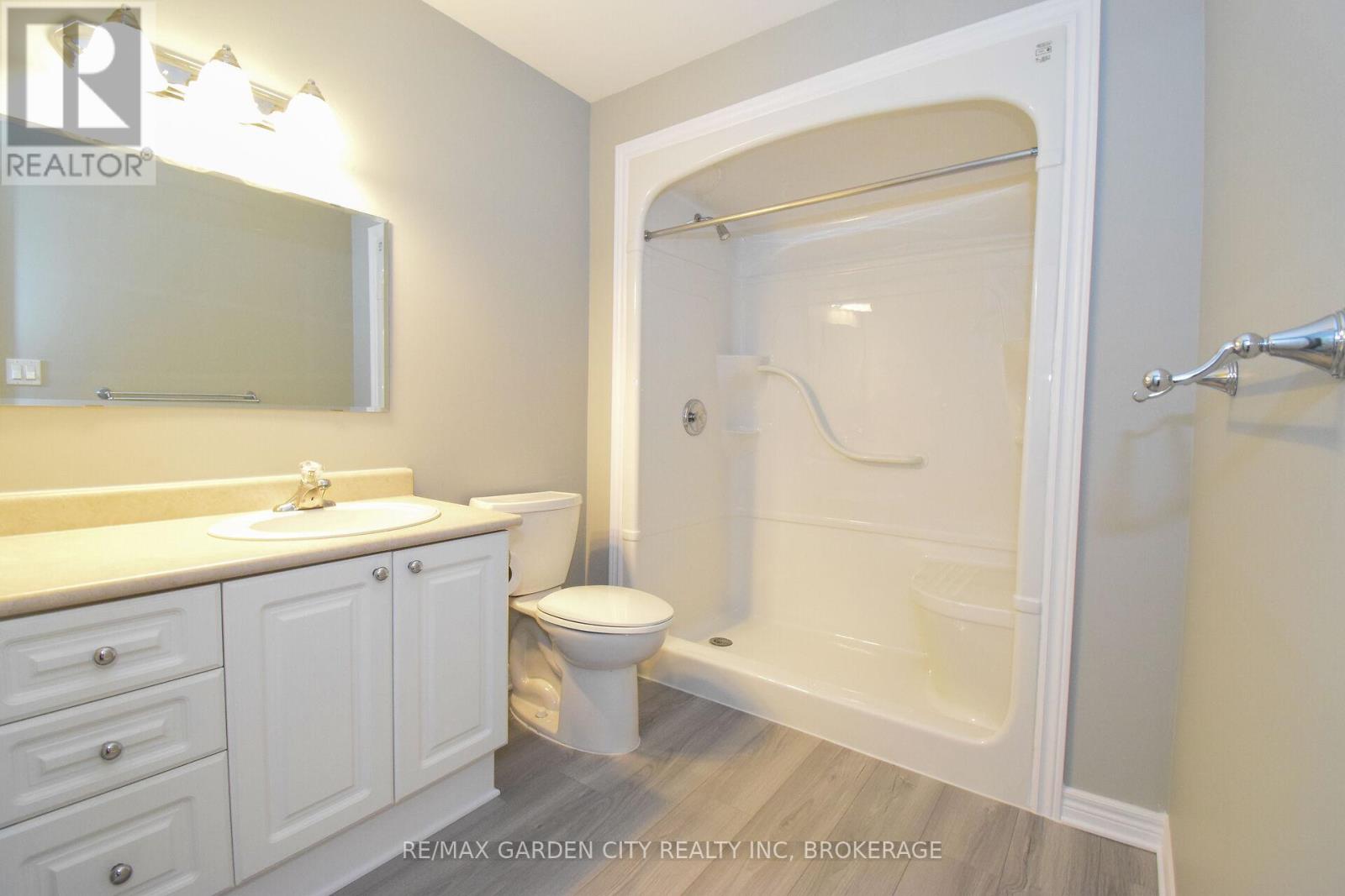 11 - 162 First Street, Welland, Ontario  L3B 4S2 - Photo 18 - X13246584