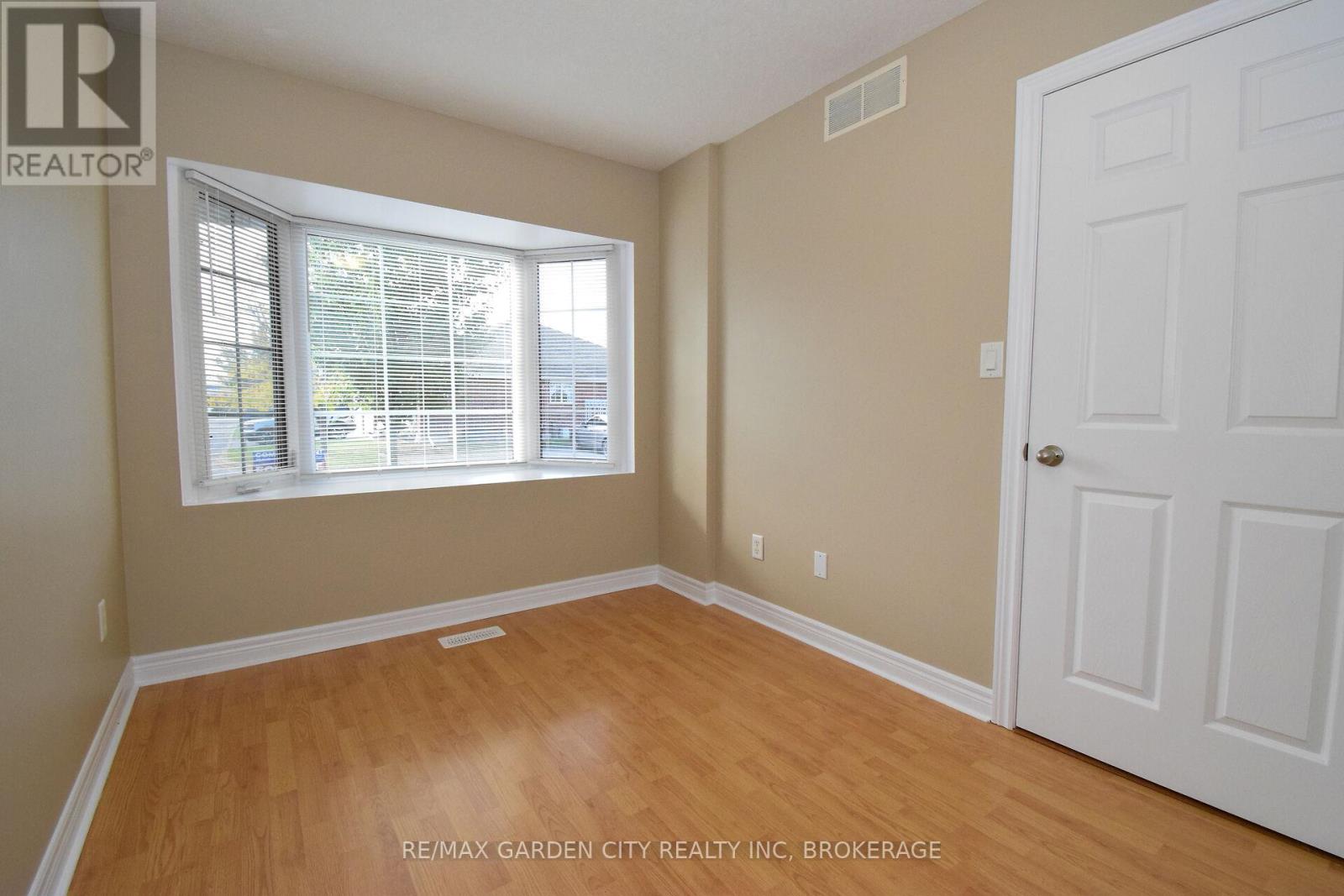 11 - 162 First Street, Welland, Ontario  L3B 4S2 - Photo 24 - X13246584