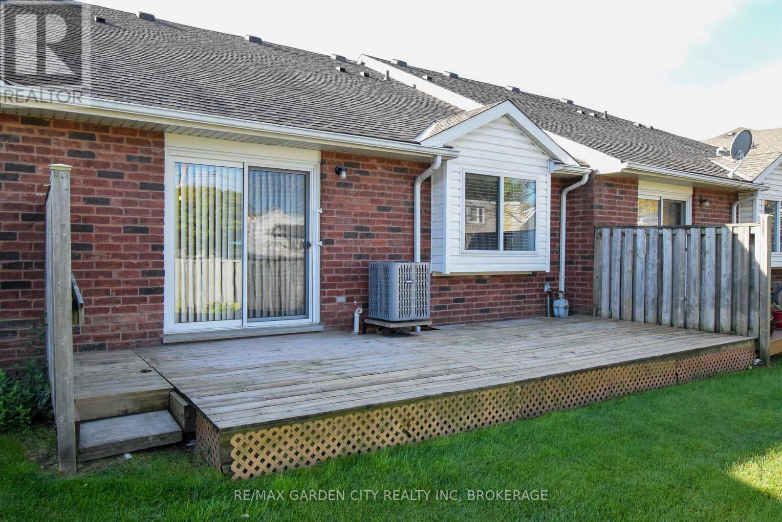 11 - 162 First Street, Welland, Ontario  L3B 4S2 - Photo 29 - X13246584