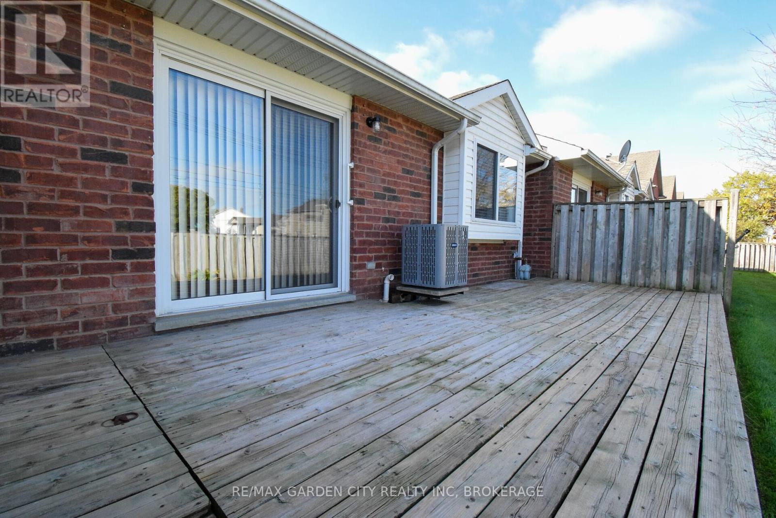 11 - 162 First Street, Welland, Ontario  L3B 4S2 - Photo 30 - X13246584