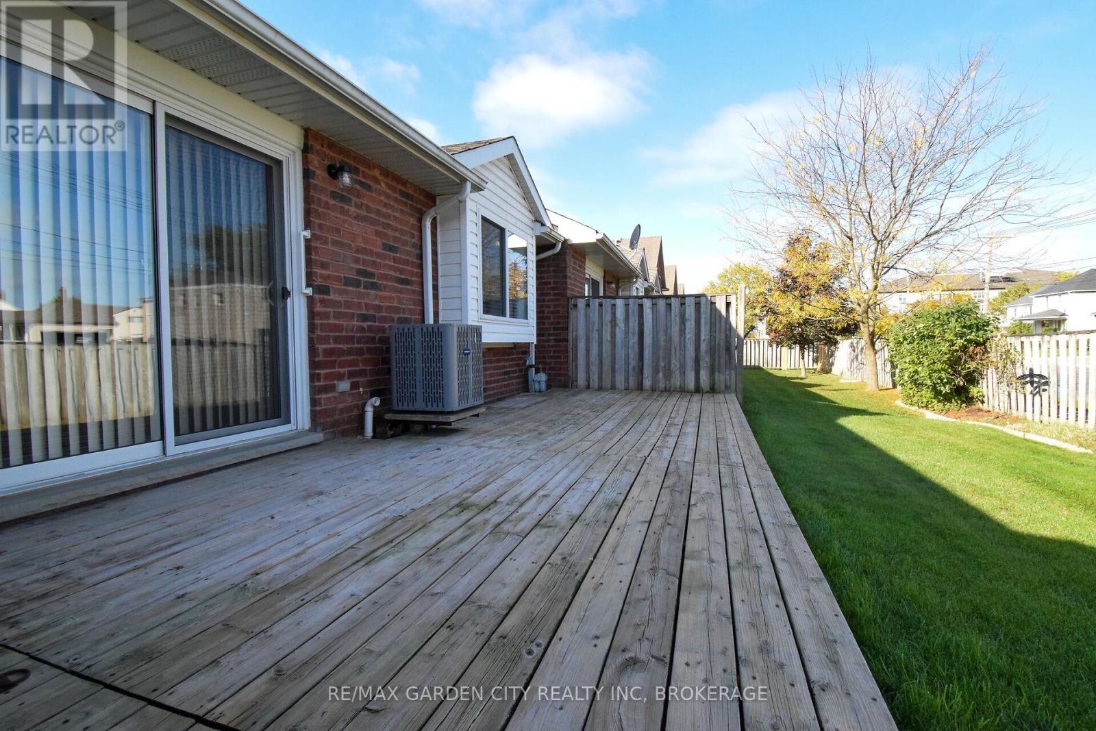 11 - 162 First Street, Welland, Ontario  L3B 4S2 - Photo 31 - X13246584