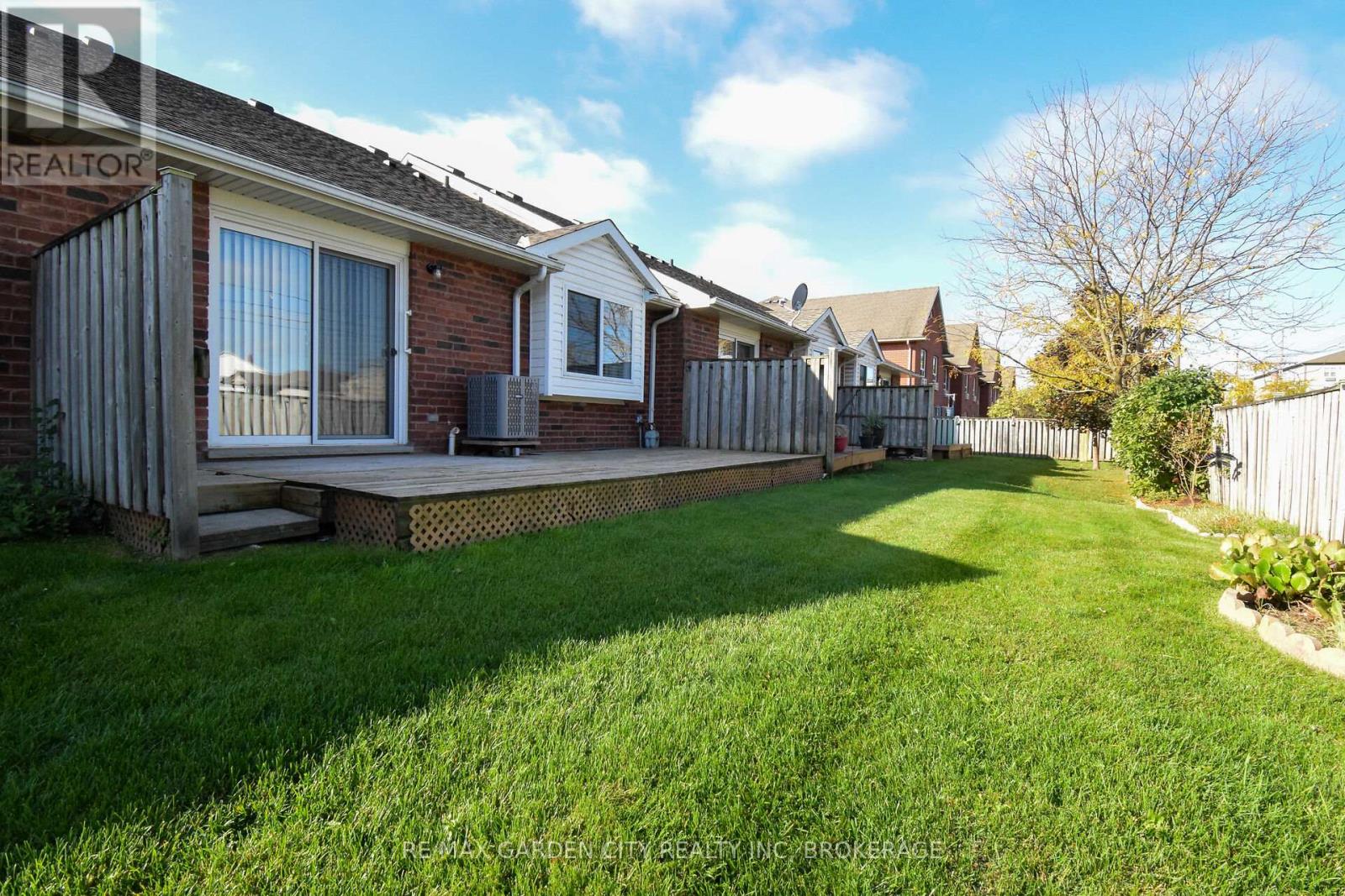 11 - 162 First Street, Welland, Ontario  L3B 4S2 - Photo 32 - X13246584
