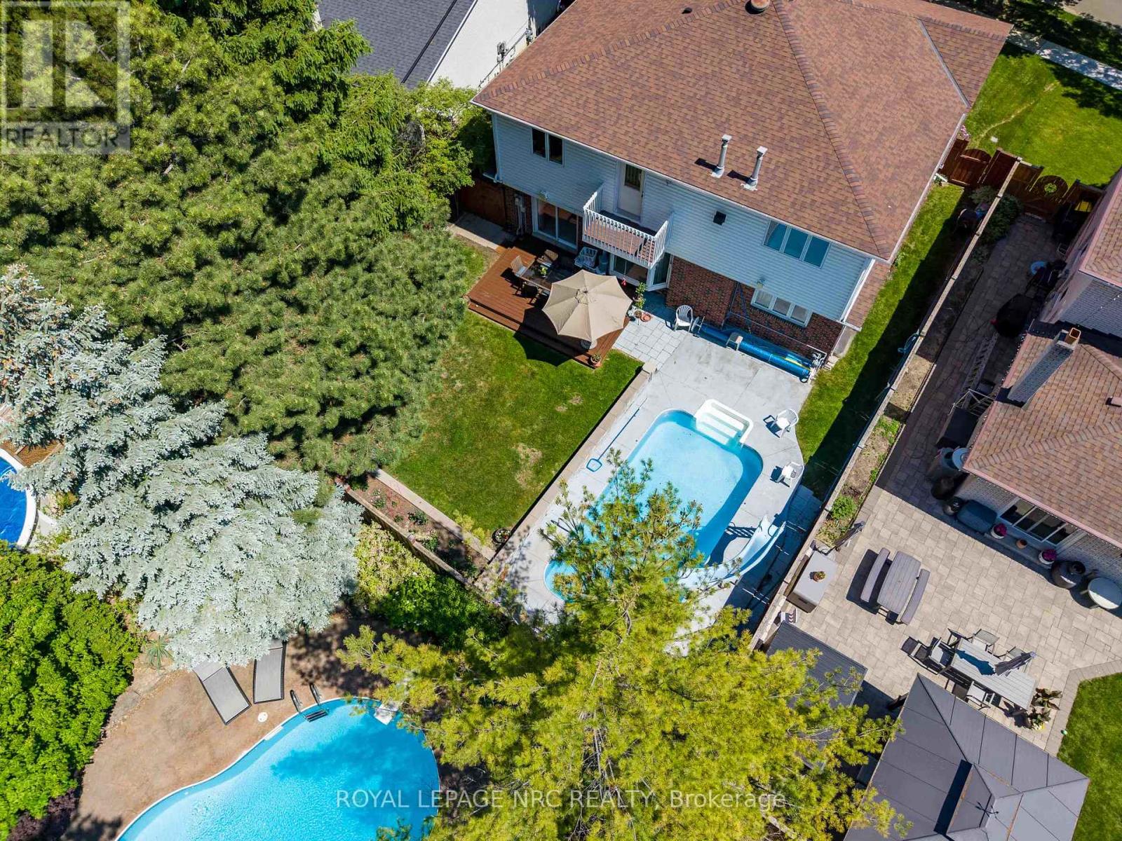 1273 Winding Trail, Mississauga, Ontario  L4Y 2T9 - Photo 2 - W13248556