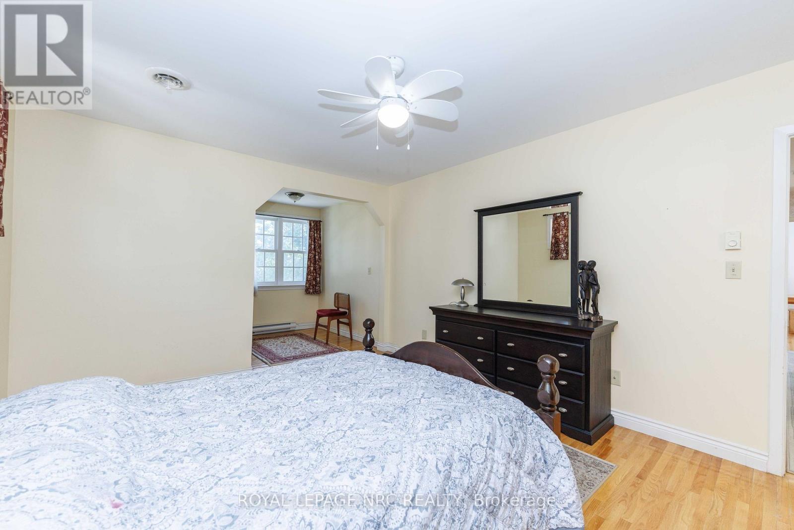 1273 Winding Trail, Mississauga, Ontario  L4Y 2T9 - Photo 23 - W13248556