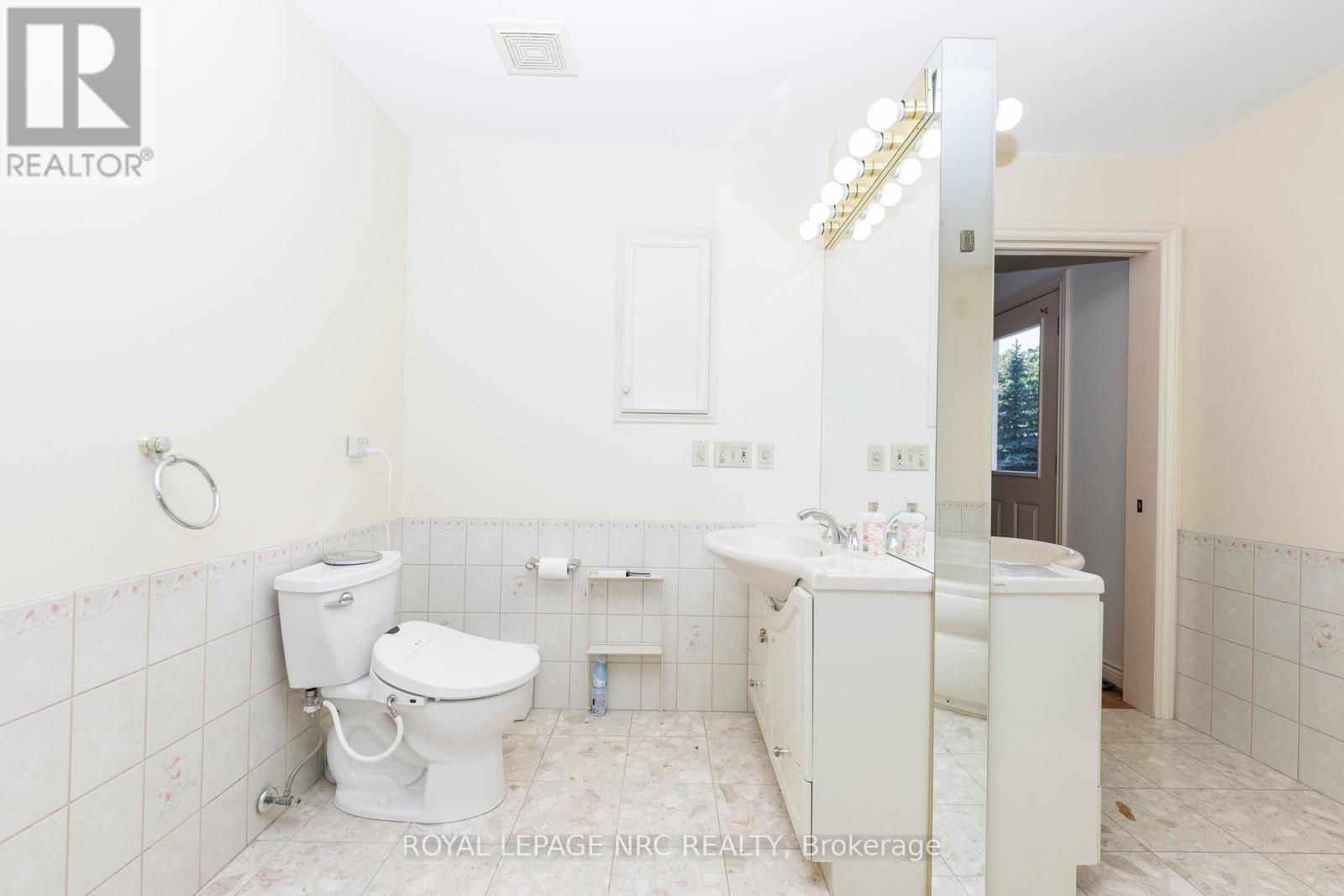 1273 Winding Trail, Mississauga, Ontario  L4Y 2T9 - Photo 34 - W13248556