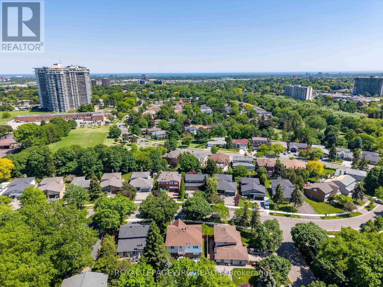 1273 Winding Trail, Mississauga, Ontario  L4Y 2T9 - Photo 45 - W13248556