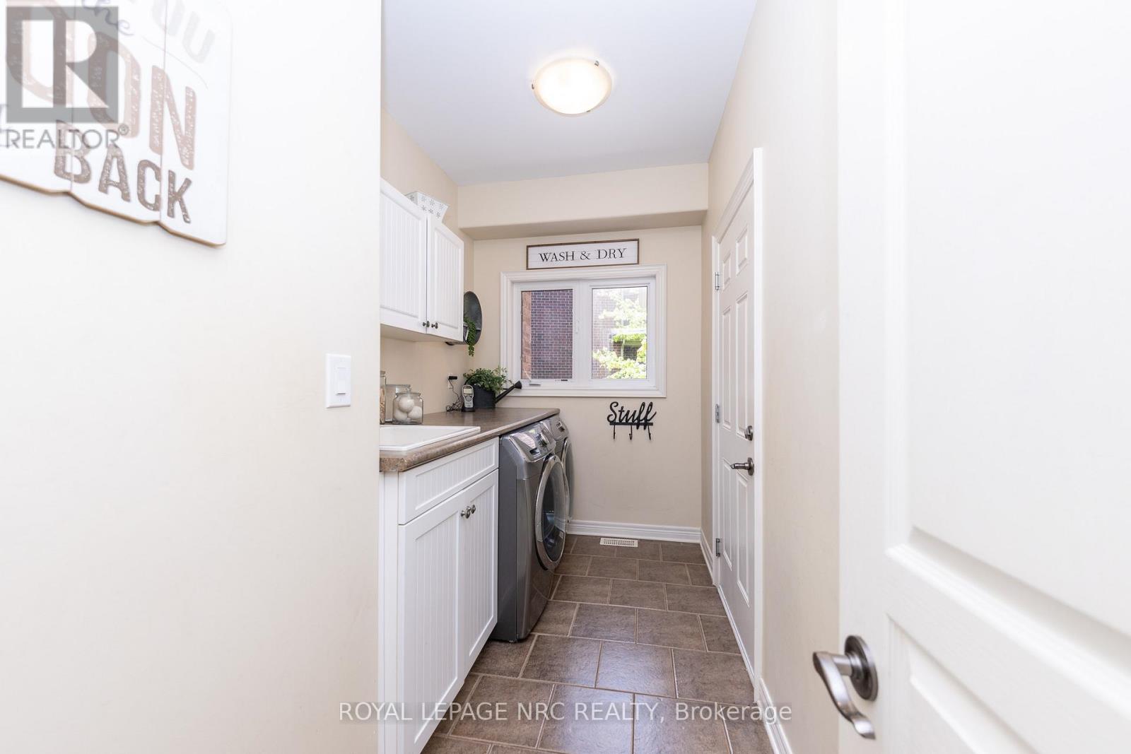 27 Bell Avenue, Grimsby, Ontario  L3M 1B2 - Photo 22 - X13248462