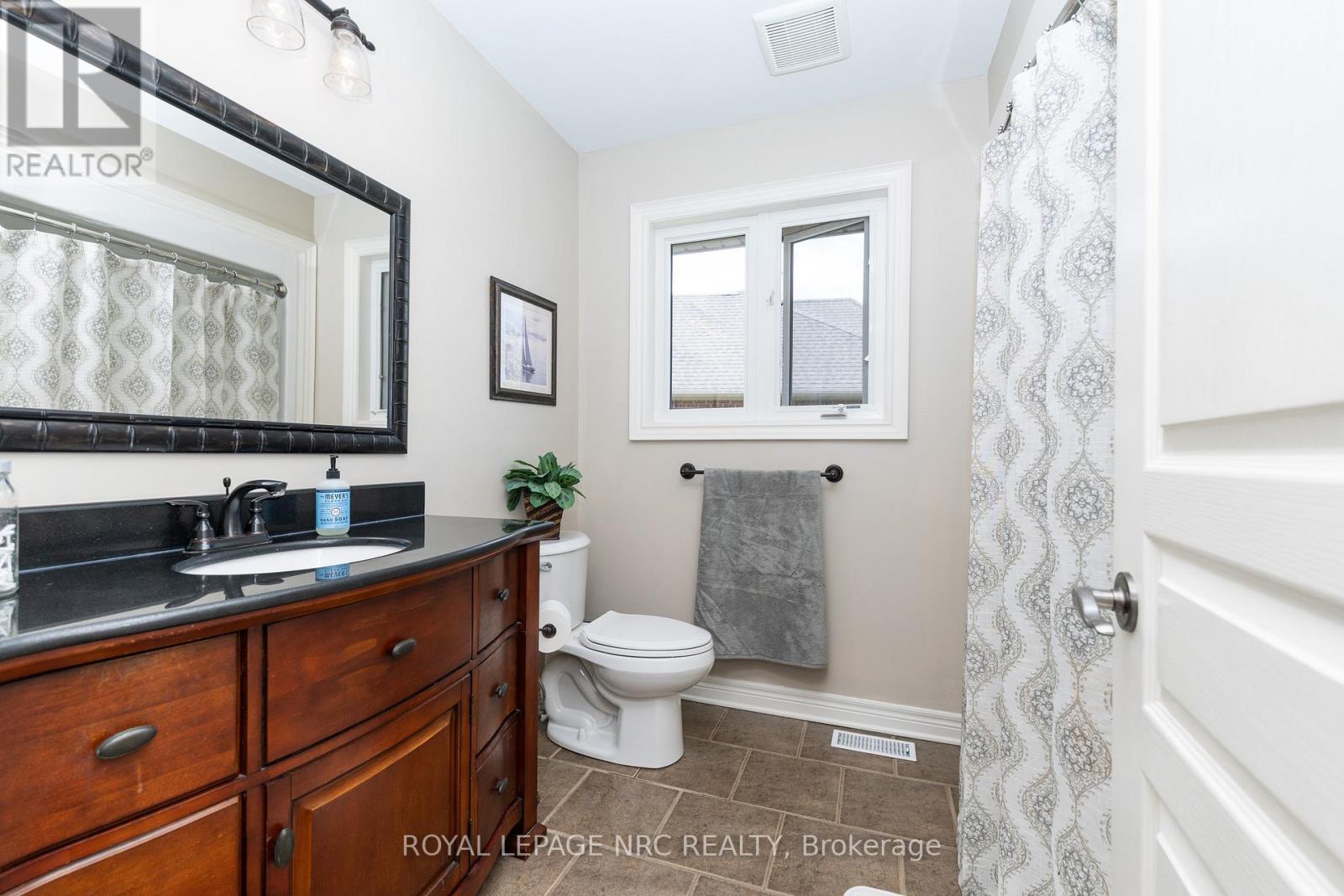 27 Bell Avenue, Grimsby, Ontario  L3M 1B2 - Photo 31 - X13248462