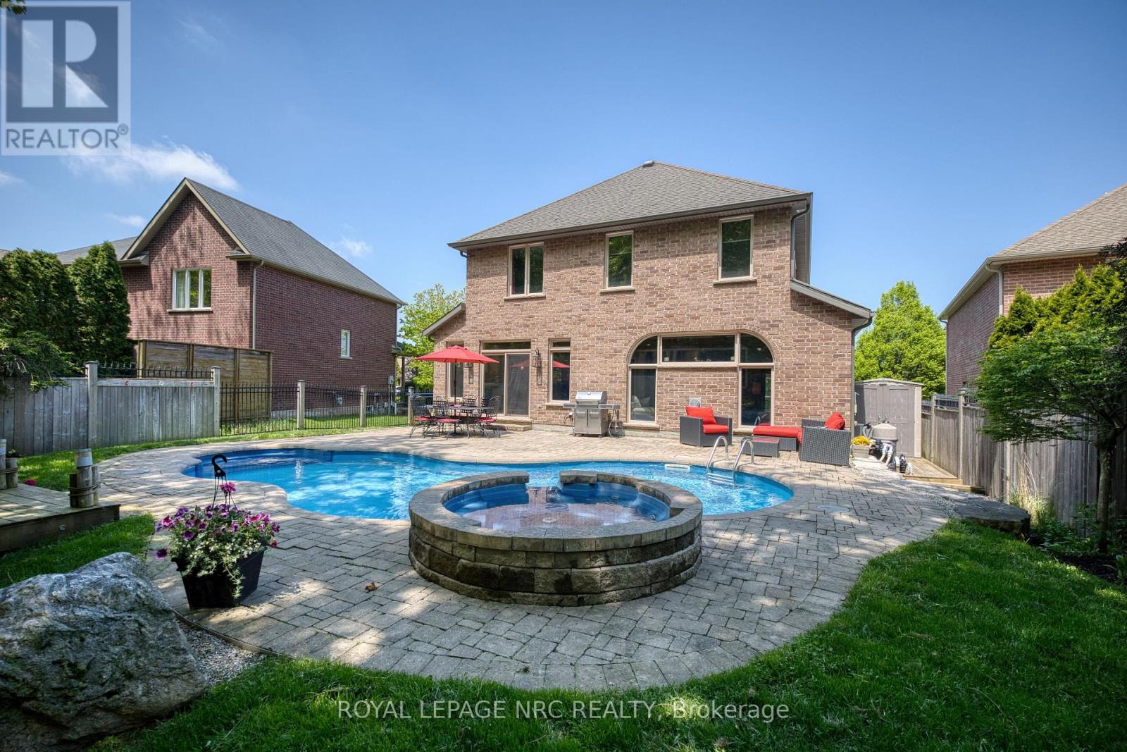27 Bell Avenue, Grimsby, Ontario  L3M 1B2 - Photo 6 - X13248462