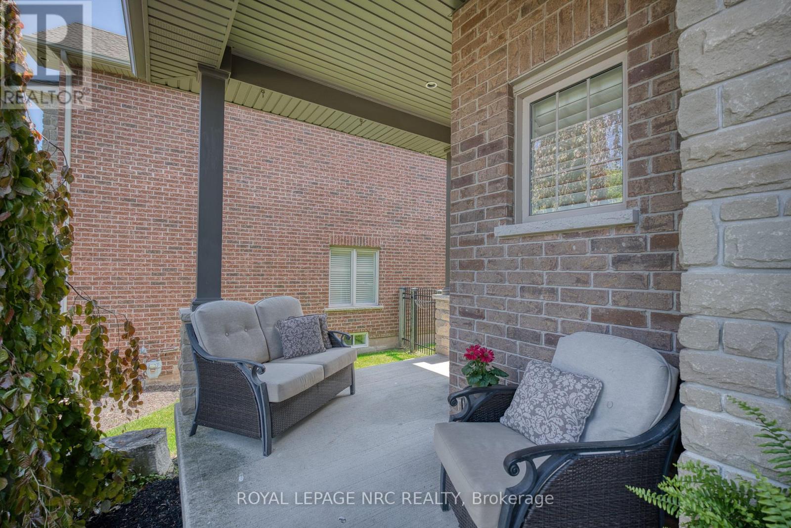 27 Bell Avenue, Grimsby, Ontario  L3M 1B2 - Photo 7 - X13248462