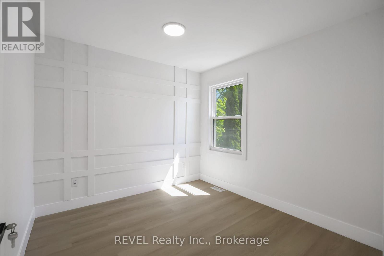 5261 Buchanan Avenue, Niagara Falls, Ontario  L2E 5A7 - Photo 16 - X13249556