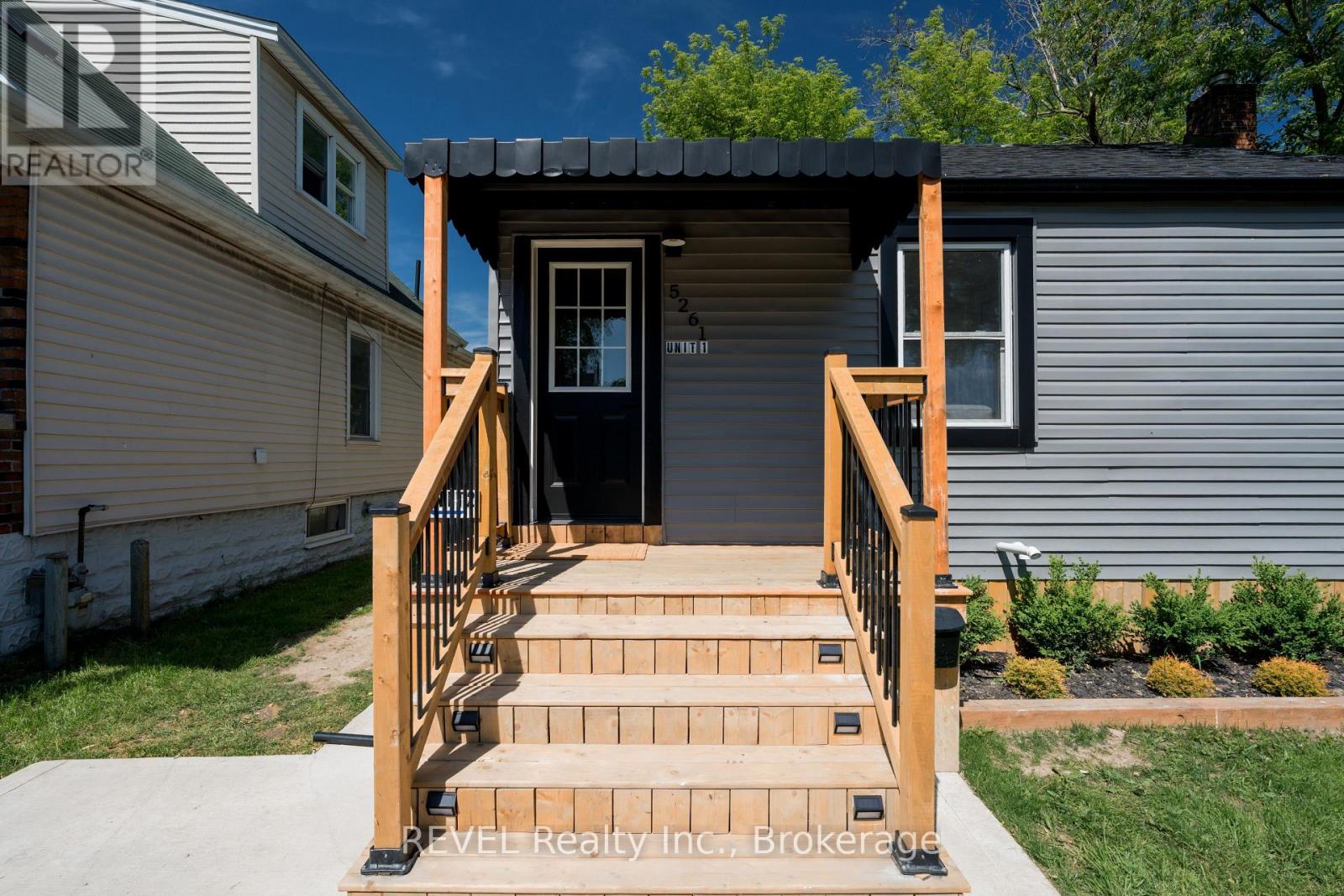 5261 Buchanan Avenue, Niagara Falls, Ontario  L2E 5A7 - Photo 4 - X13249556