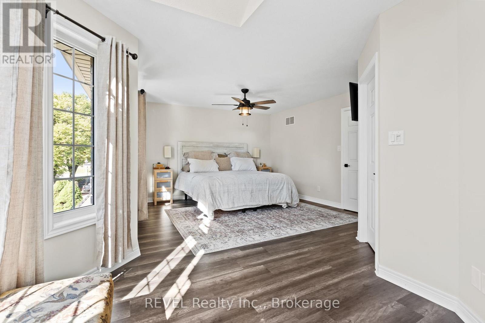 98 Debora Drive, Grimsby, Ontario  L3M 4J3 - Photo 30 - X13249968