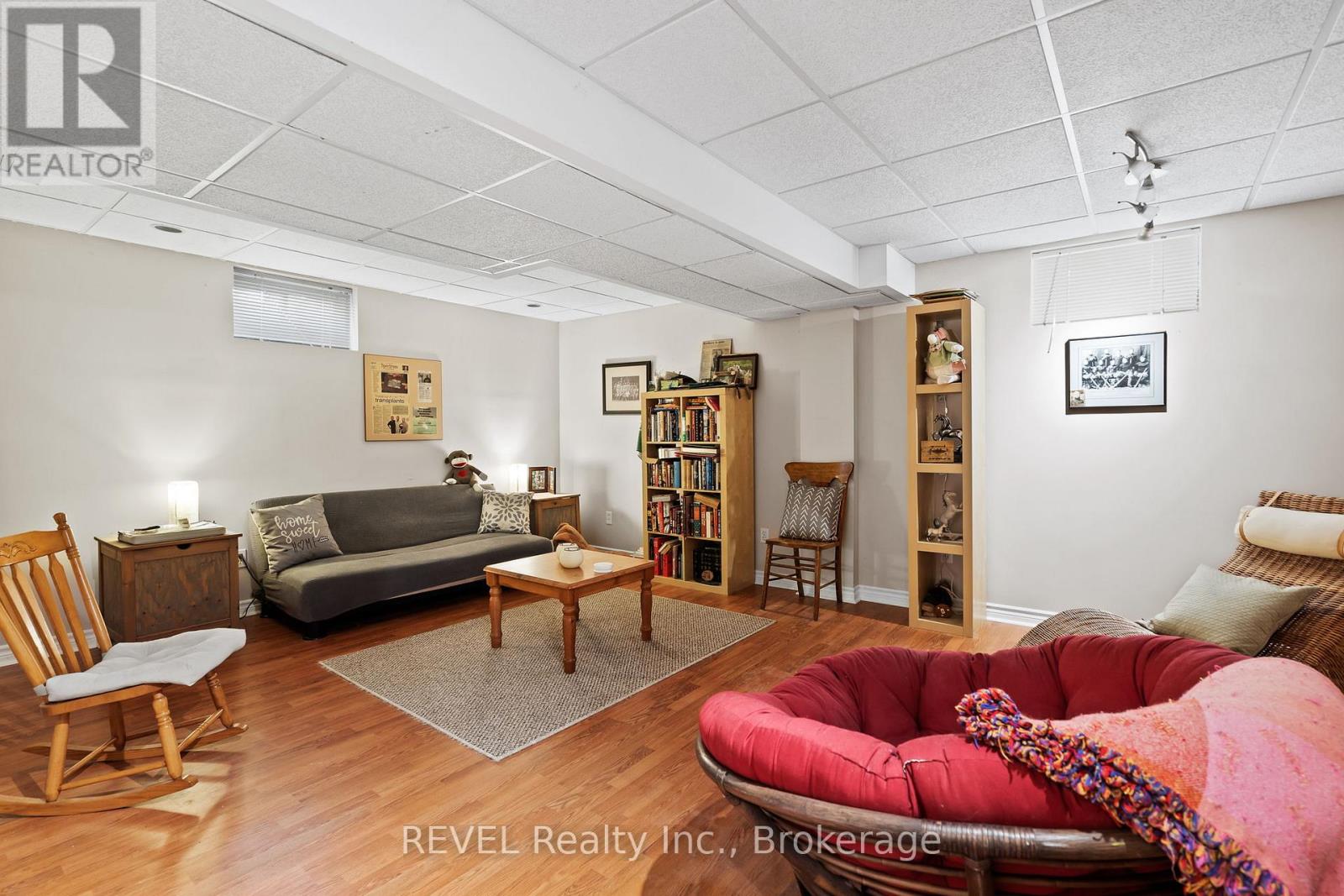 98 Debora Drive, Grimsby, Ontario  L3M 4J3 - Photo 35 - X13249968