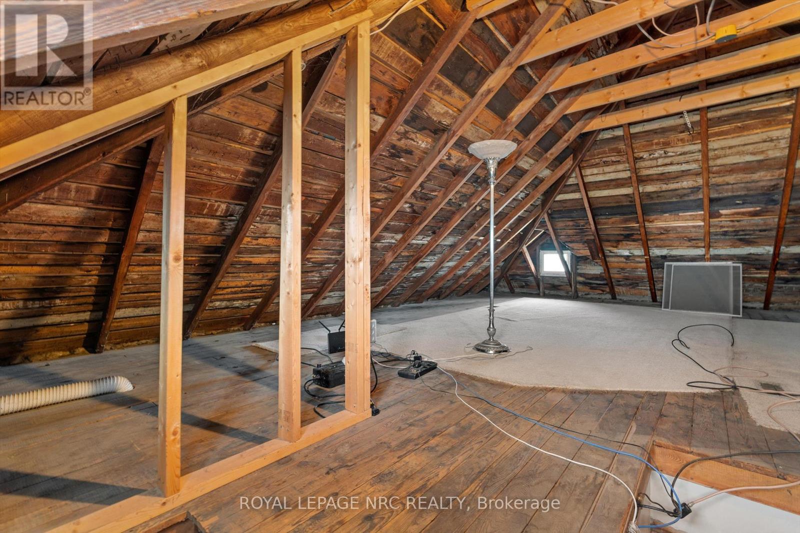 1287 Third St Louth, St. Catharines, Ontario  L2R 6P9 - Photo 32 - X13250308