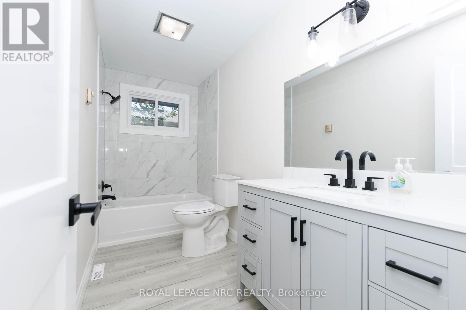 3265 Addison Avenue, Niagara Falls, Ontario  L2J 3K6 - Photo 14 - X13410056