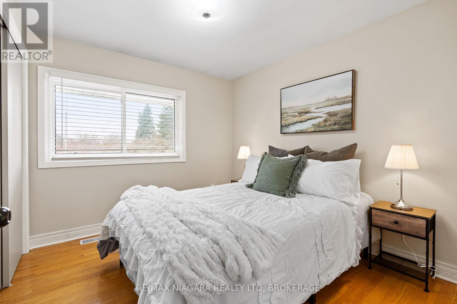 4 Tanner Circle, St. Catharines, Ontario  L2N 3M9 - Photo 20 - X13411274