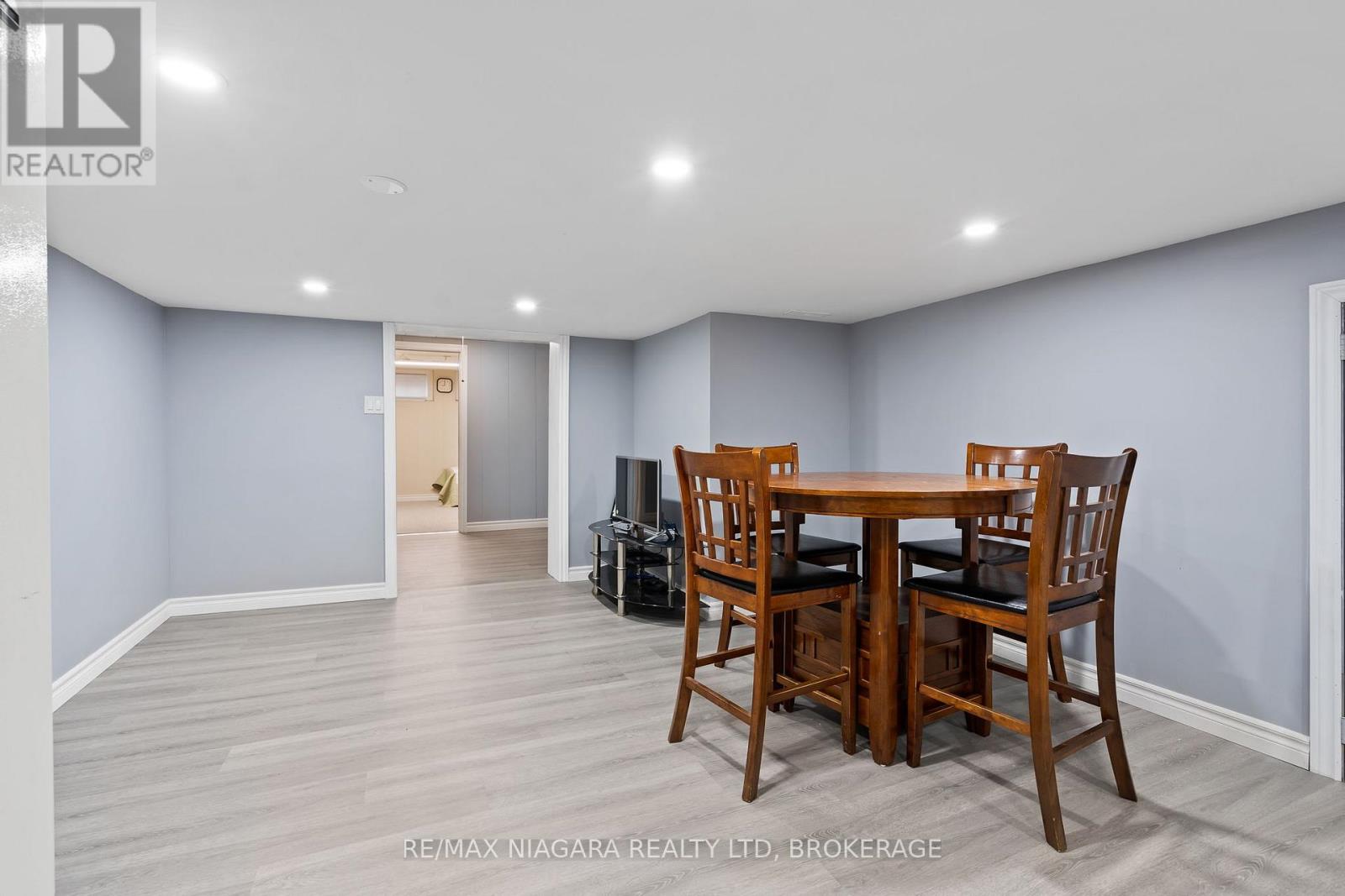4 Tanner Circle, St. Catharines, Ontario  L2N 3M9 - Photo 27 - X13411274