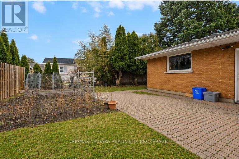 4 Tanner Circle, St. Catharines, Ontario  L2N 3M9 - Photo 36 - X13411274